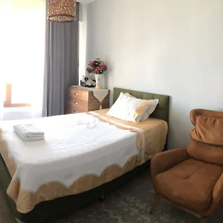 Eyehome Apartment
